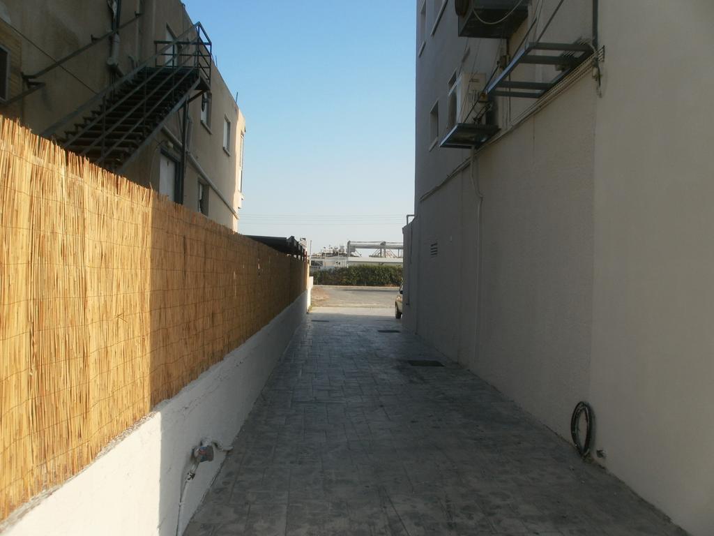 Alora Apartments Larnaca Exterior photo