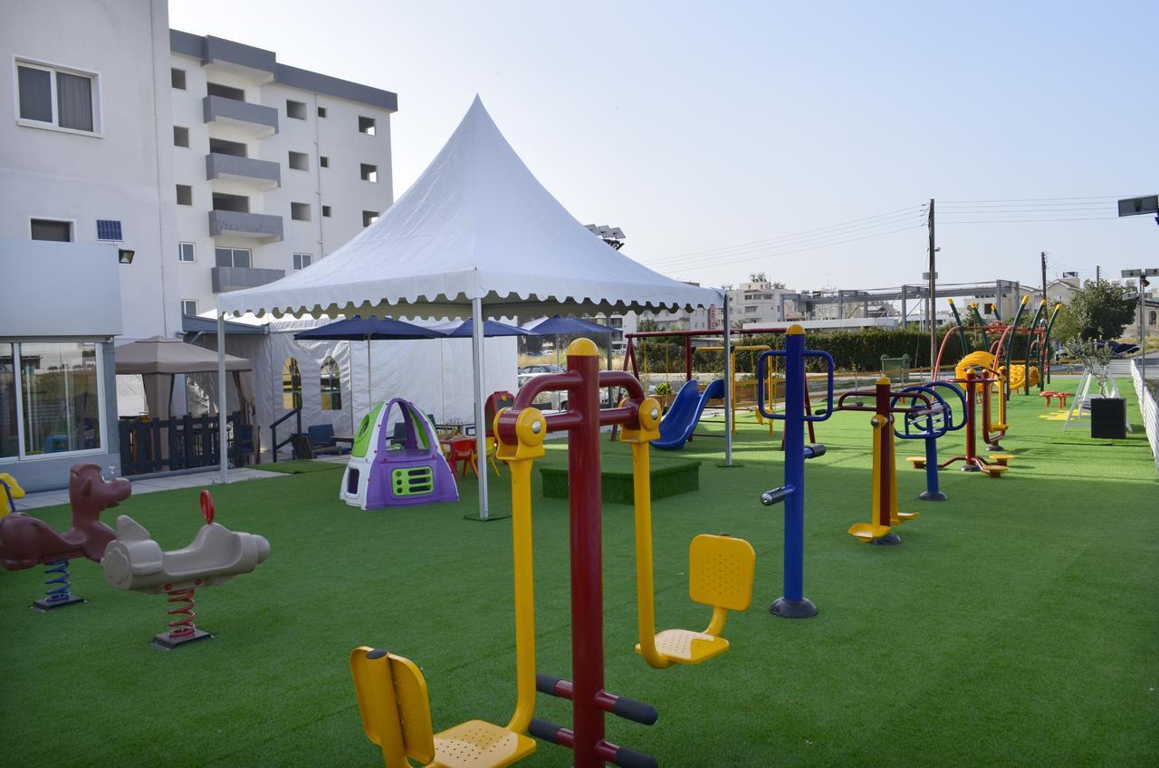 Alora Apartments Larnaca Exterior photo